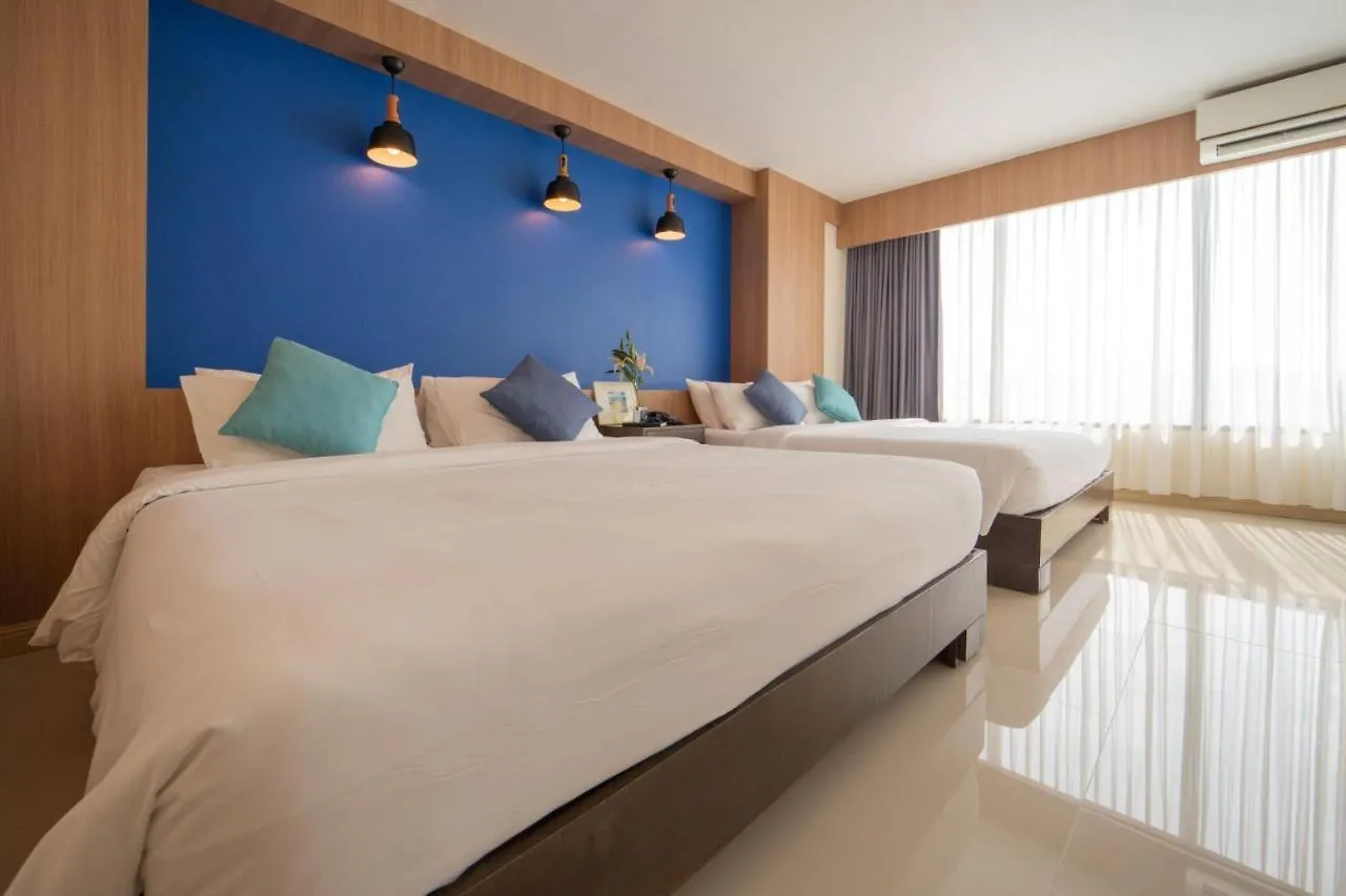 The Sixteenth Naiyang Beach Hotel Sha Plus Nai Yang-stranden