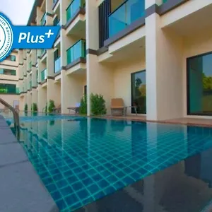 Airport Beach Phuket - Sha Extra Plus ホテル