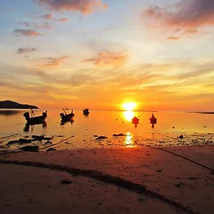 Dwell Phuket Airport At Naiyang Nai Yang Beach